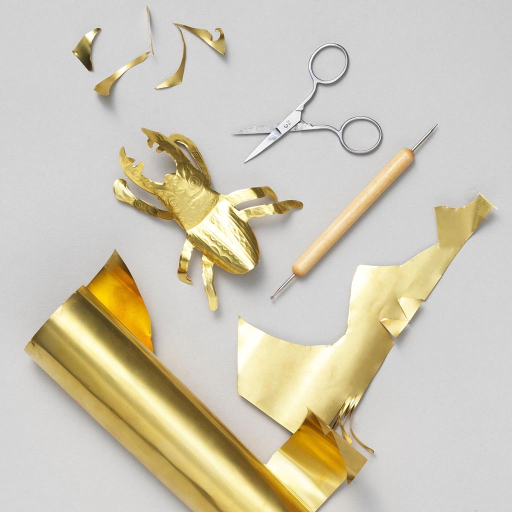 METALLIFOLIO 20X50CM | MESSINGINVÄRINEN