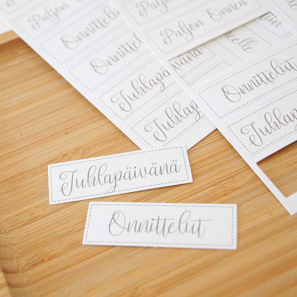 TEKSTIKUVIOT | EKO-SARJA - ONNITTELUT