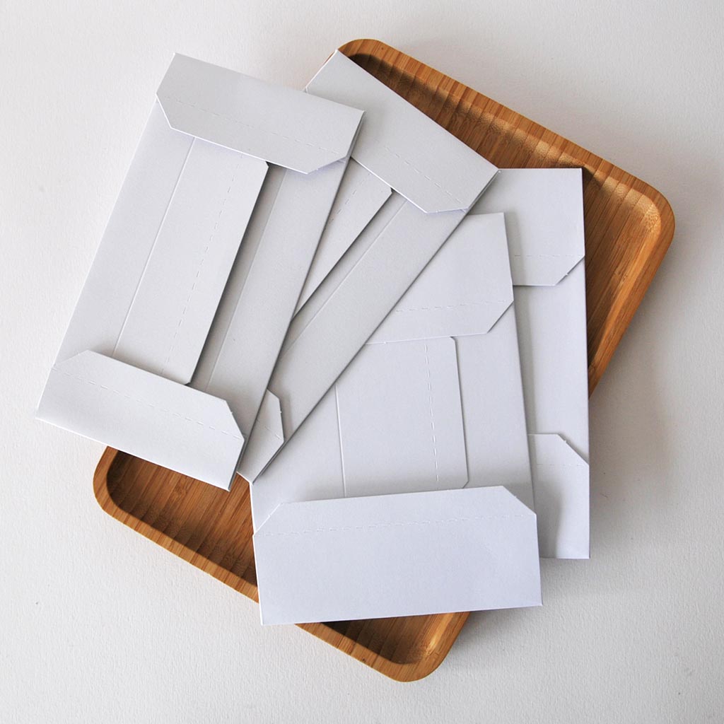 KARTONKIRASIA KANNELLA 2KPL