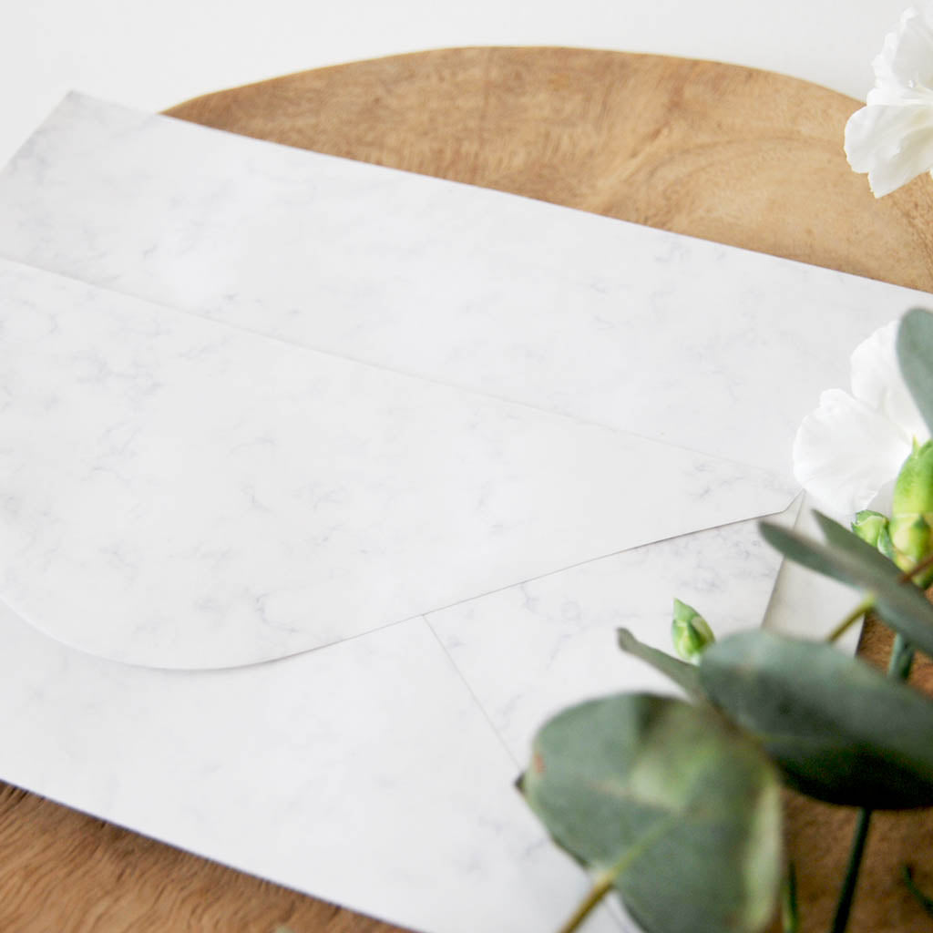 KIRJEKUORI | MARMORI