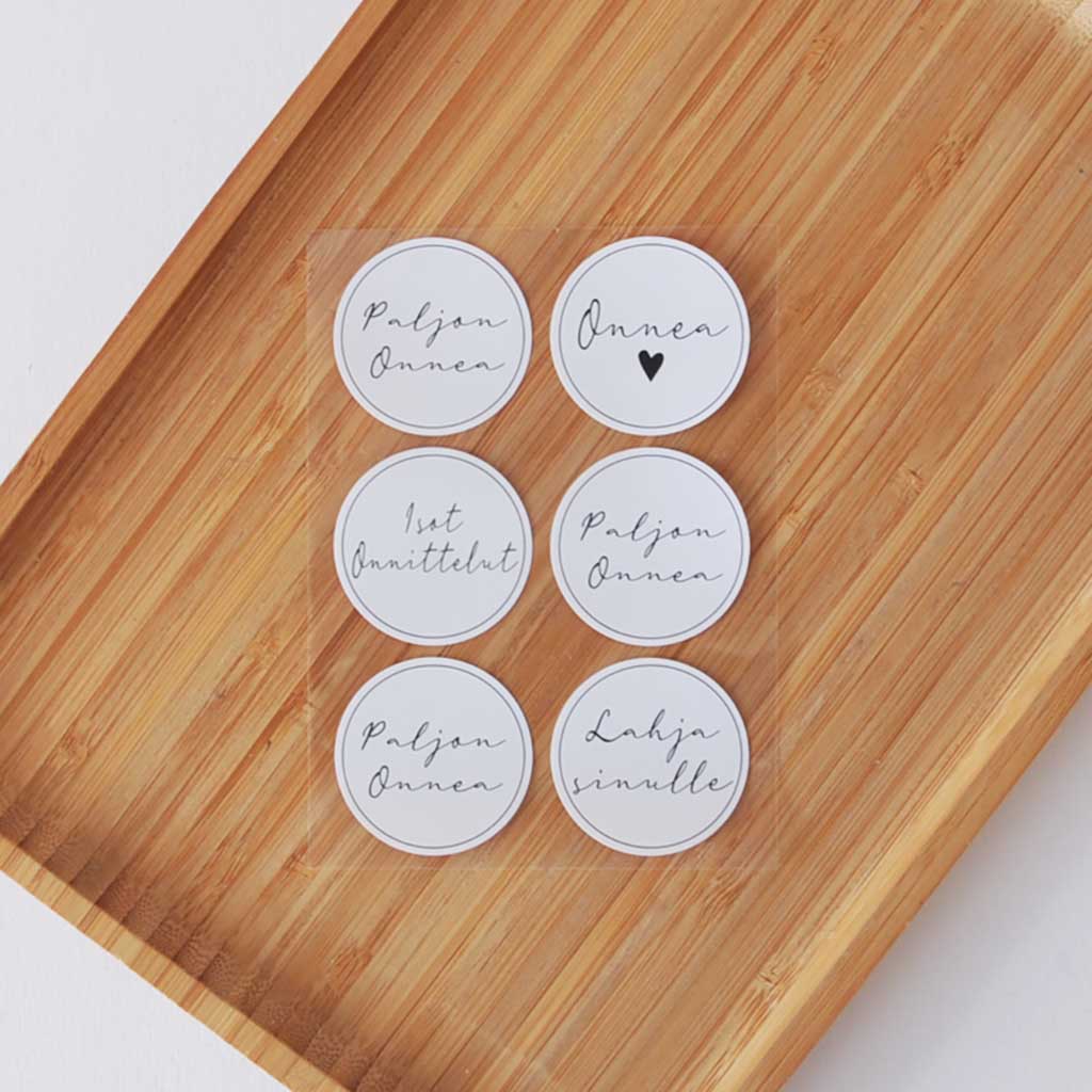 PYÖREÄT ONNITTELUTARRAT 18KPL