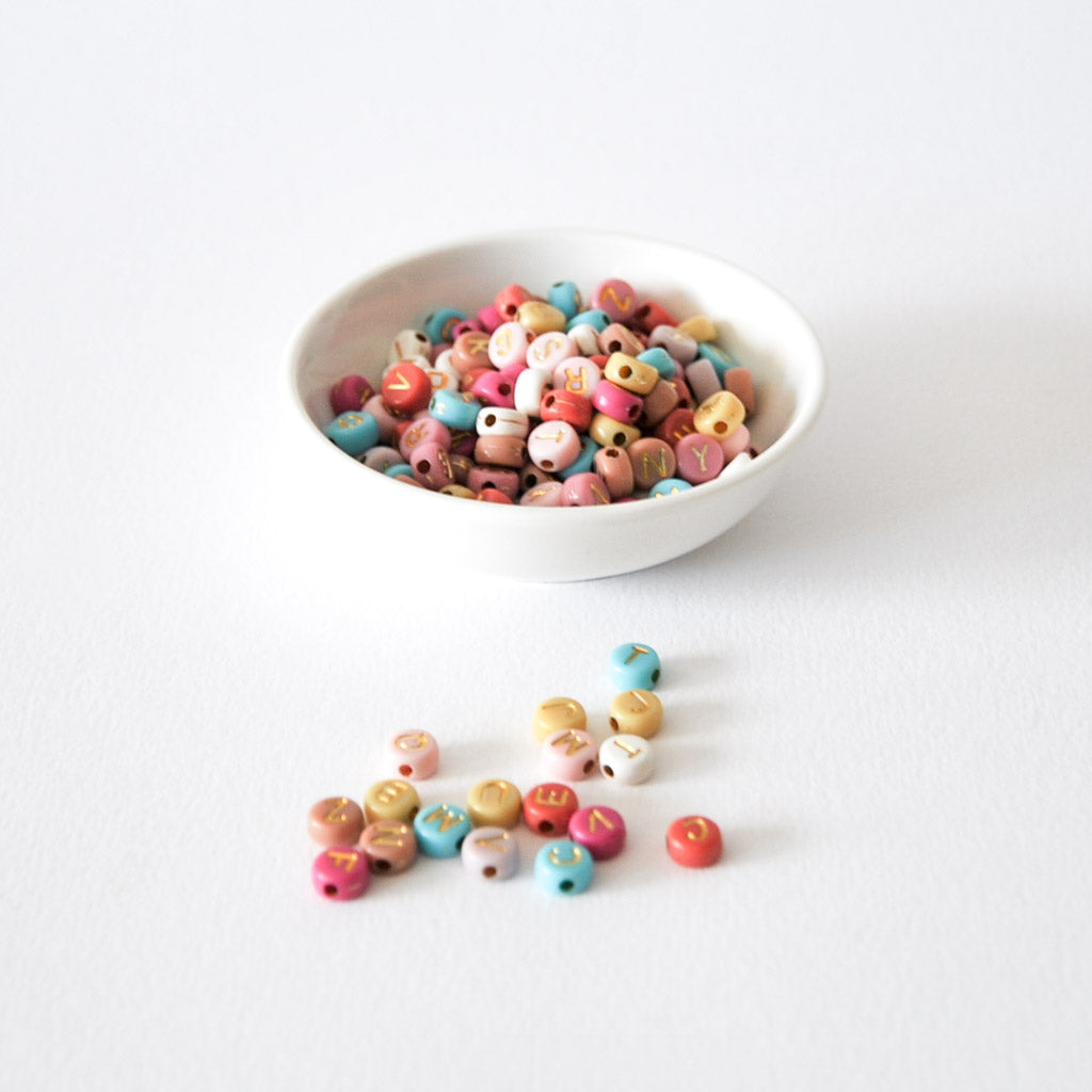 KIRJAINHELMET 7MM 25G | METALLISÄVYT