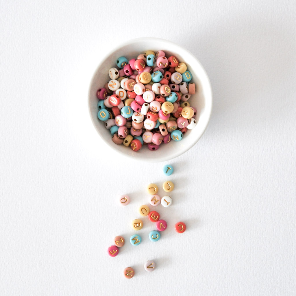 KIRJAINHELMET 7MM 25G | METALLISÄVYT