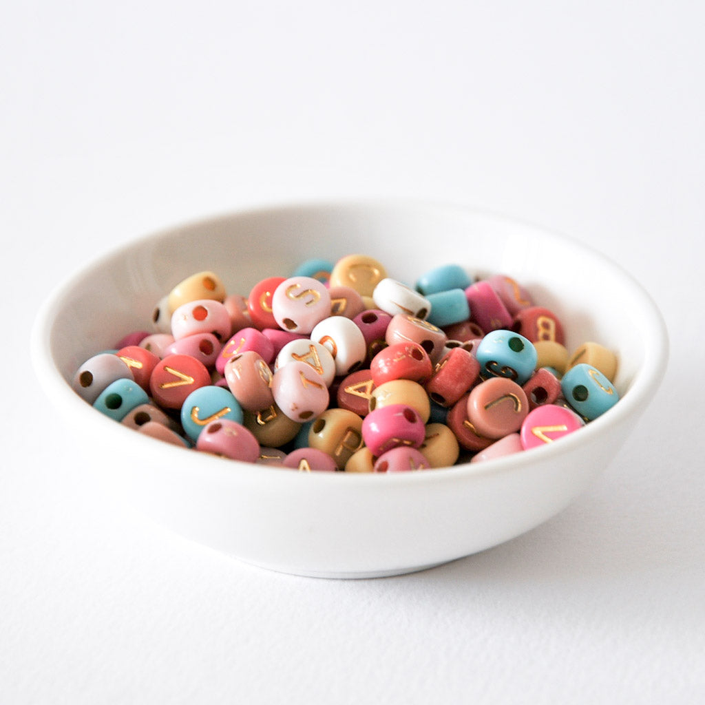 KIRJAINHELMET 7MM 25G | METALLISÄVYT