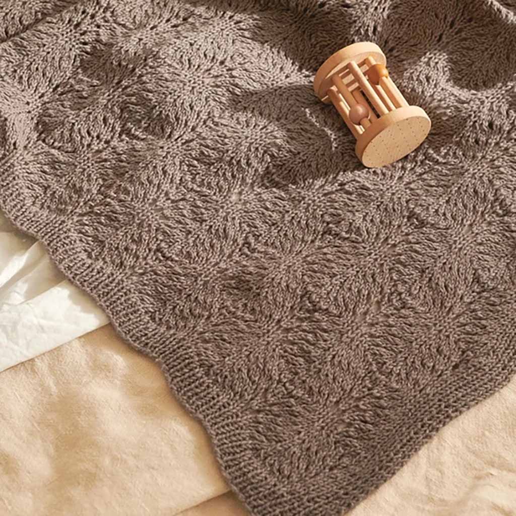 NEULEOHJE | COLETTE BLANKET – 2406 NR. 3