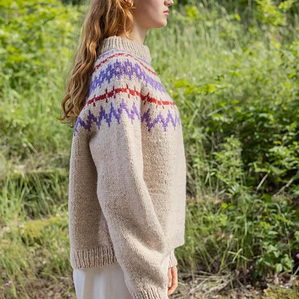 NEULEOHJE | POLAR-LIGHT LADIES SWEATER – 2410 NR. 7