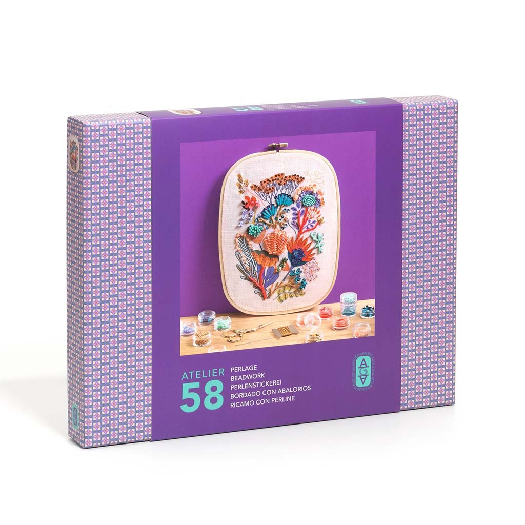 HELMIKIRJONTATYÖ | ATELIER 58